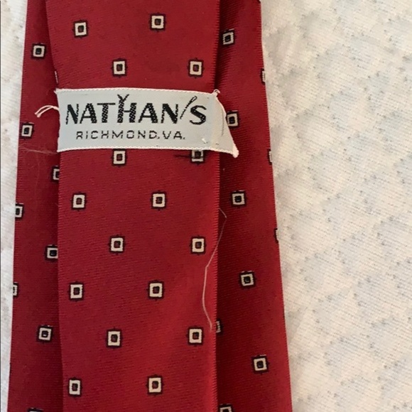 🦃Nathan’s Richmond VA Men’s Tie🦃 - Picture 4 of 4